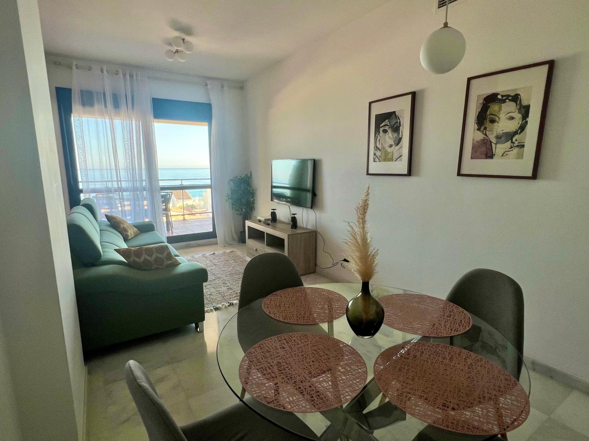 דירות אסטפונה Breathtaking Sea View מראה חיצוני תמונה
